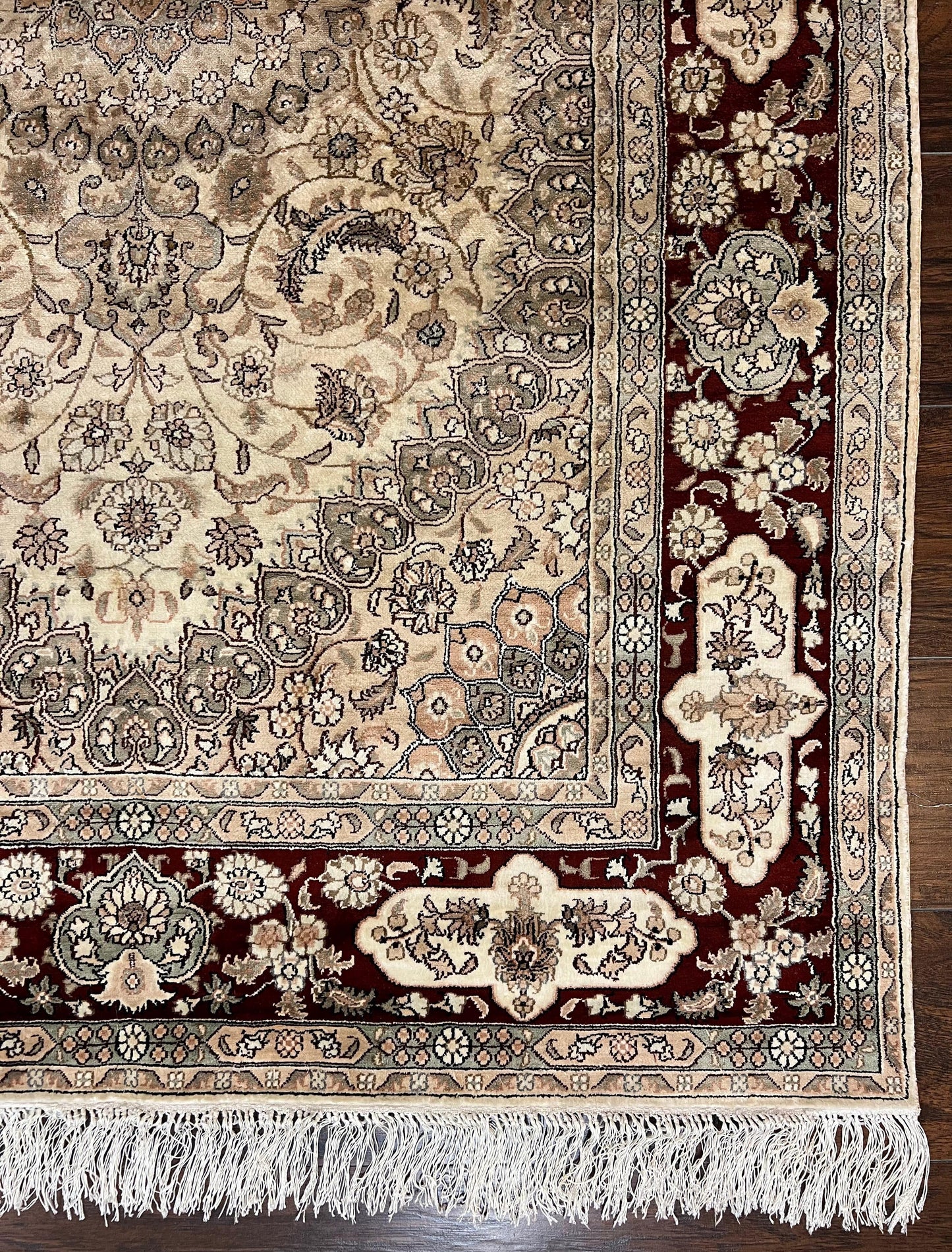 Silk Indian Kashmiri Rug 4x6 ft, Floral Medallion Hand Knotted Handmade Oriental Carpet, Vintage, Cream Burgundy, Very Fine Silk Rug 4 x 6