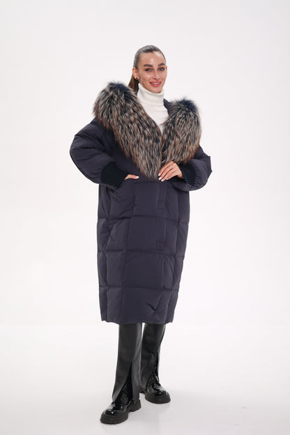 Cappotto imbottito con cappuccio e rifinitura in pelliccia autentica Rei, colore blu navy