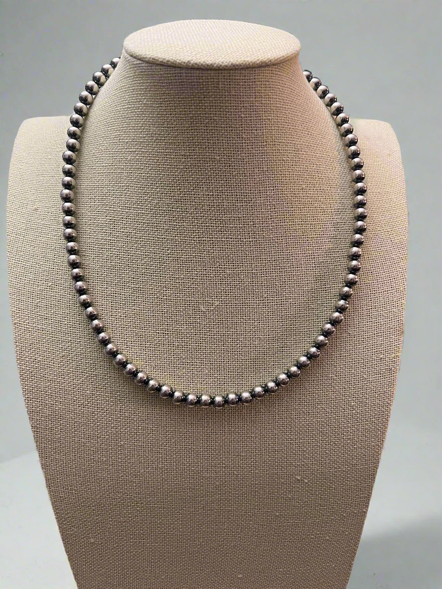Naszyjnik z pereł sterling 6mm - 18 cali