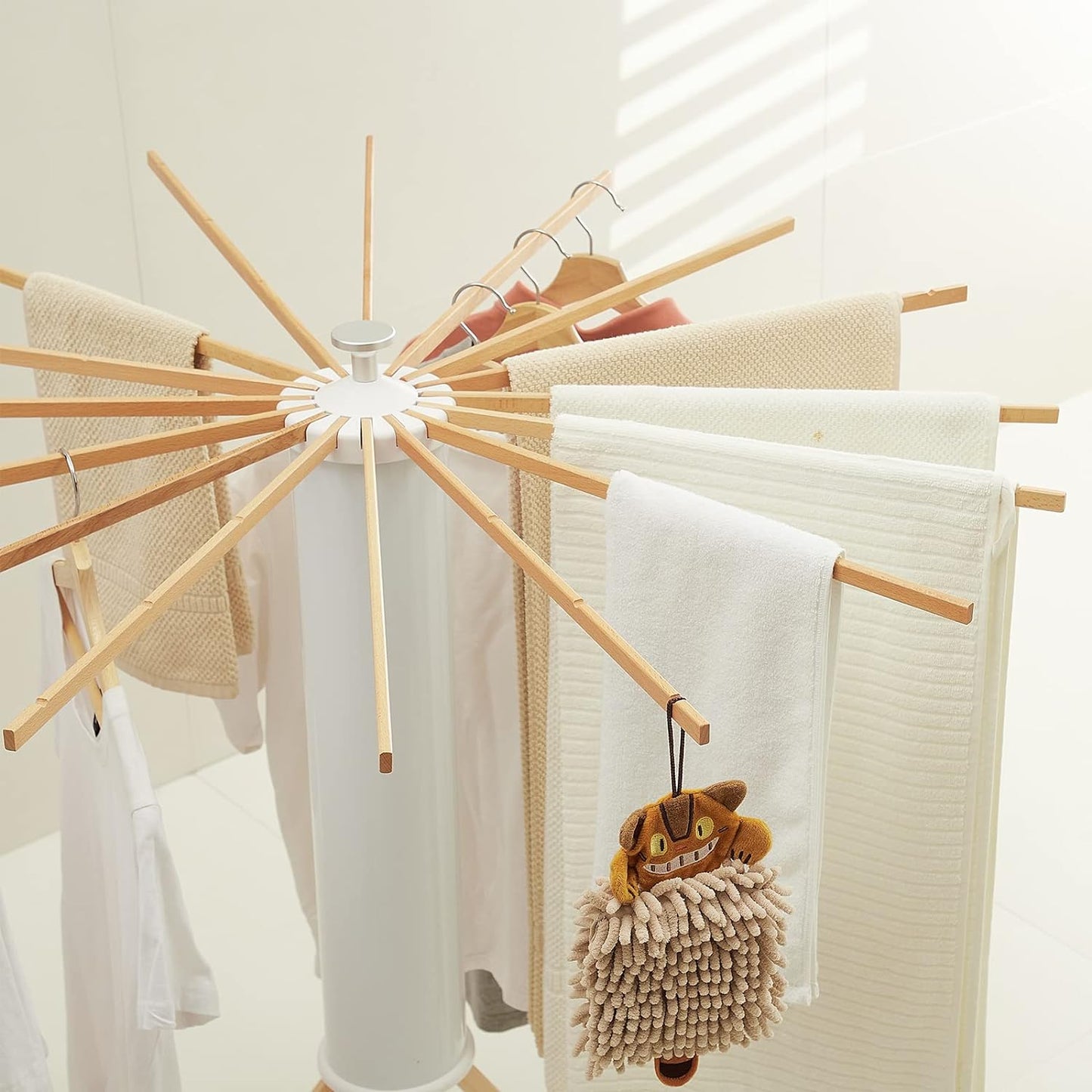 Space Saving Minimalist Clothes Drying Rack