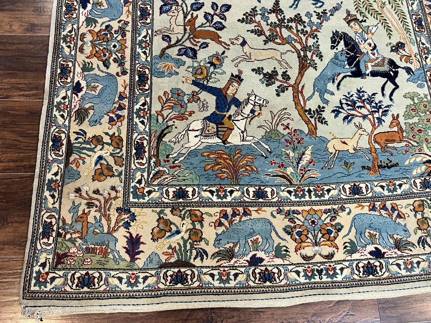 Persian Kashan Pictorial Rug 4.6 x 7, Hunting Scene, SIgned by Masterweaver, Animal Pictorials, Rare, Handmade, Wool, Vintage, Very Fine