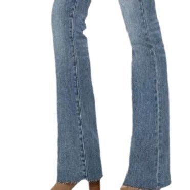 High Waist Slim Fit Stonewashed Jeans – The Perfect Cowgirl Fit