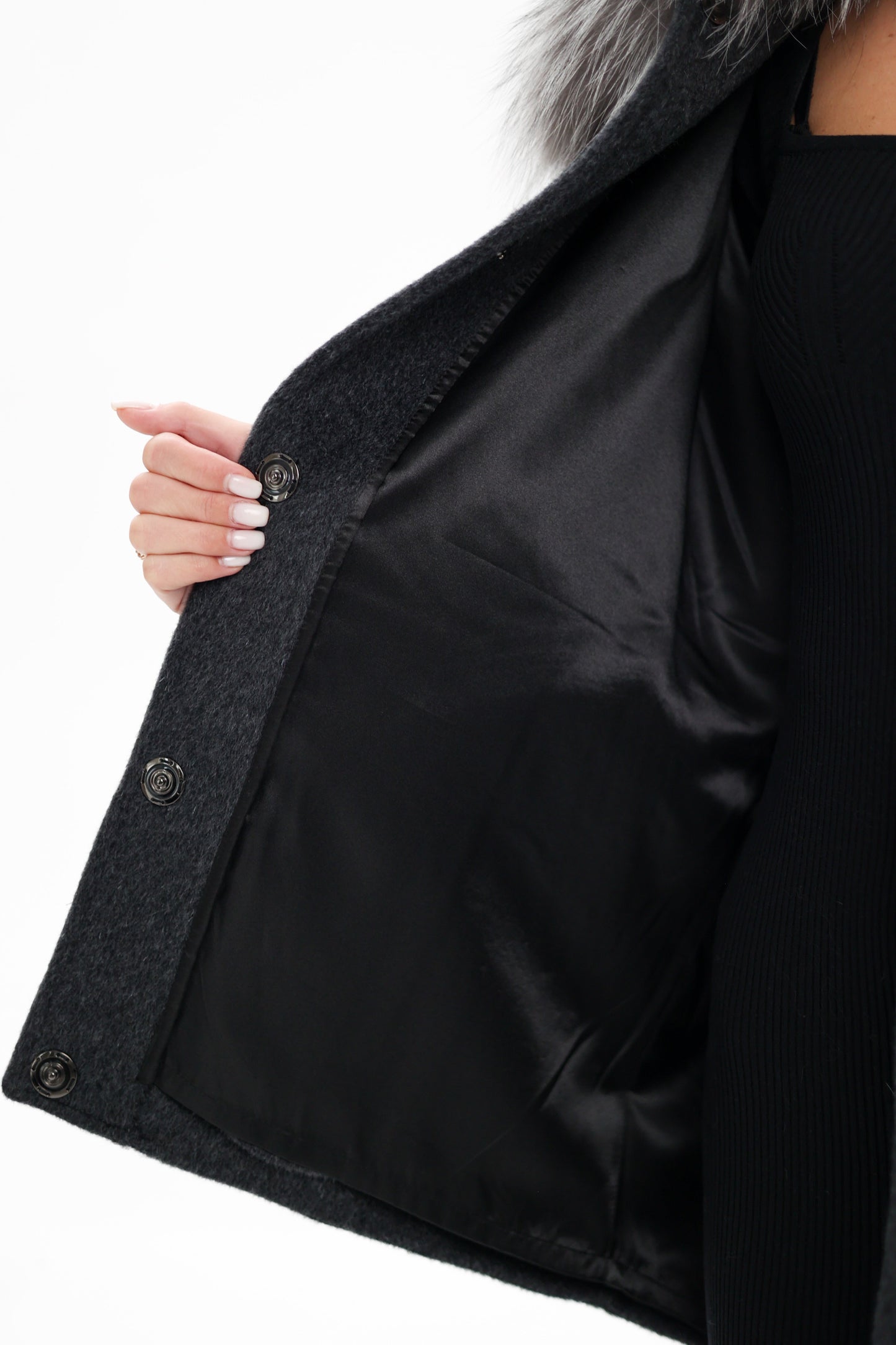 Manteau en laine vierge avec fourrure de renard argenté authentique