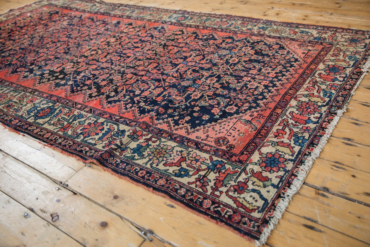 5.5x10 Vintage Malayer Carpet