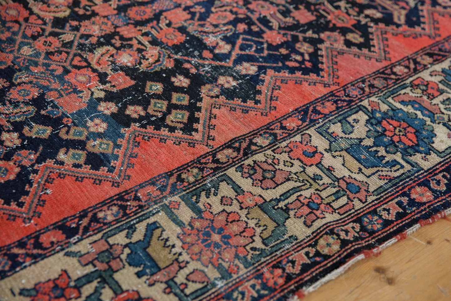 5.5x10 Vintage Malayer Carpet