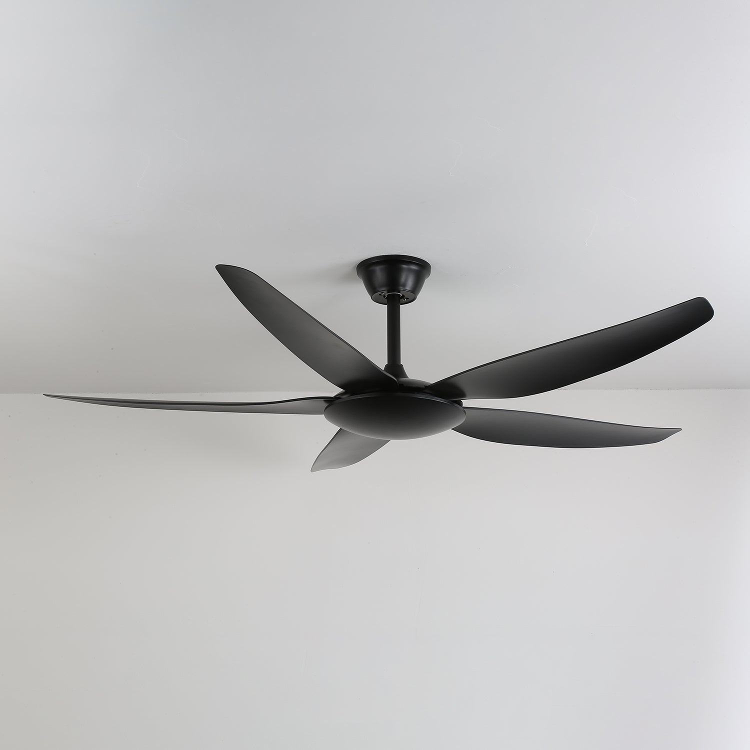 Aeron Noir | 52 Ceiling Fan with Variable Frequency Motor 4
