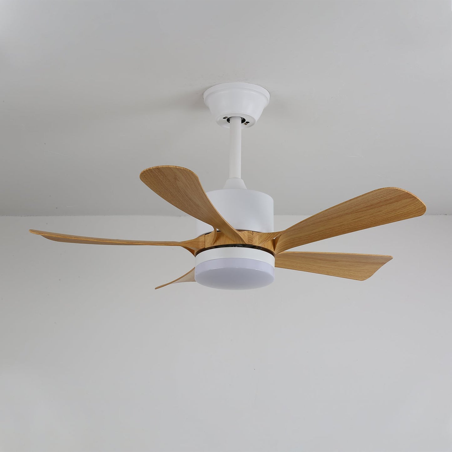 Avenli | 42 & 52 Ceiling Fan Light with Integrated LED and Remote Control 0