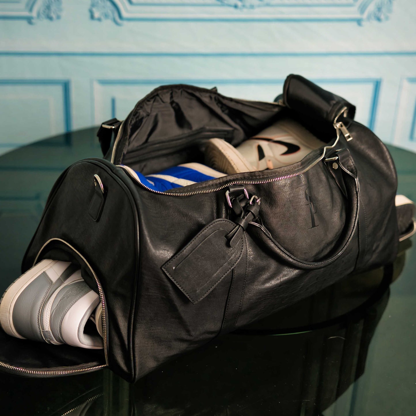 Schwarzes Leder XL Signature Taschen-Set (XL Signature Rucksack und Reisetasche)