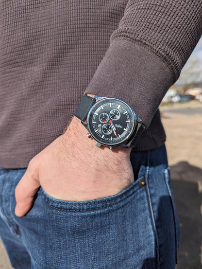 Czarny sportowy chronograf