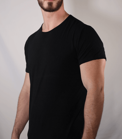 Bamboo Swift T-shirt med kurvad fåll - svart