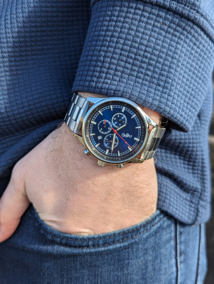Niebieski sportowy chronograf