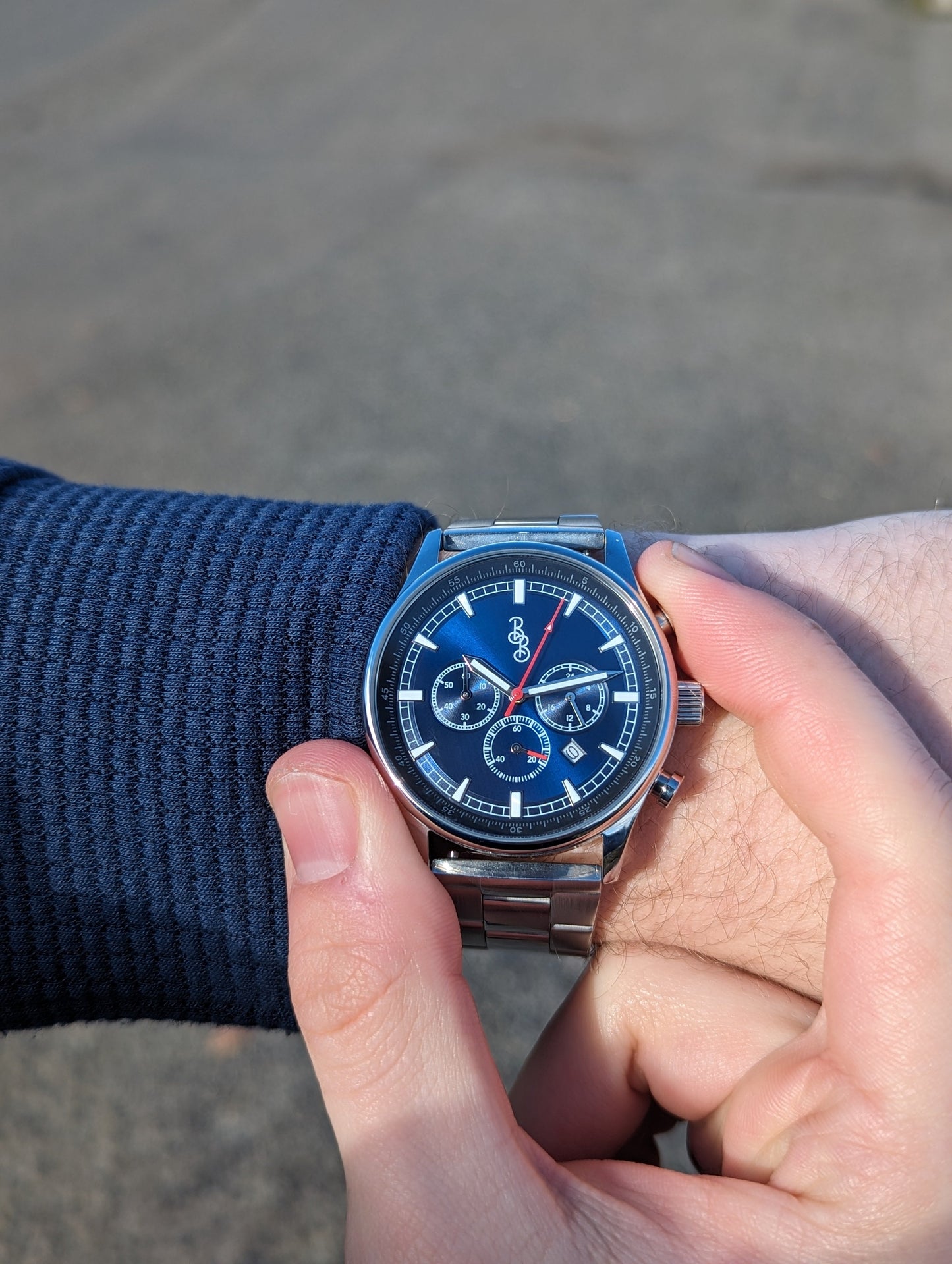 Niebieski sportowy chronograf