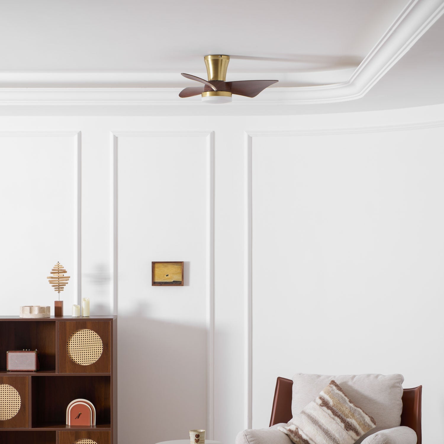 Breeze Lux | Modern Ceiling Fan Light with Integrated LED & Quiet Operation 3