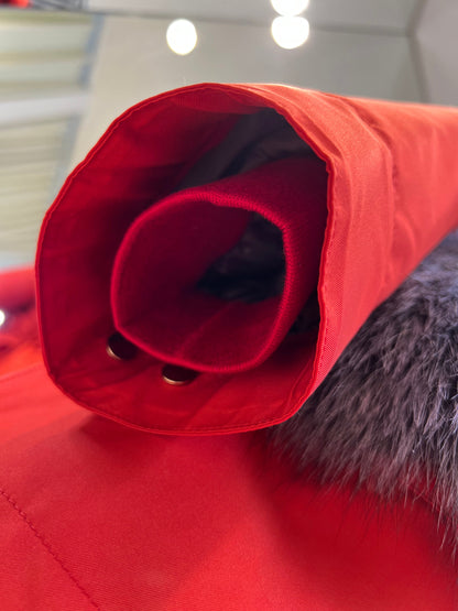 Echte Silberfuchs Pelz Kaninchenfell Isolierte Parka