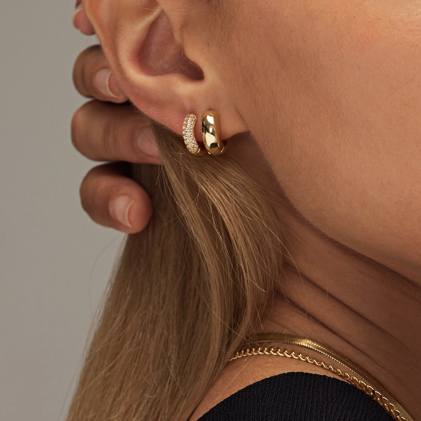 Chunky Huggie Earrings | Gold-Plated 925 Sterling Silver with Sparkling Diamond Simulants 1