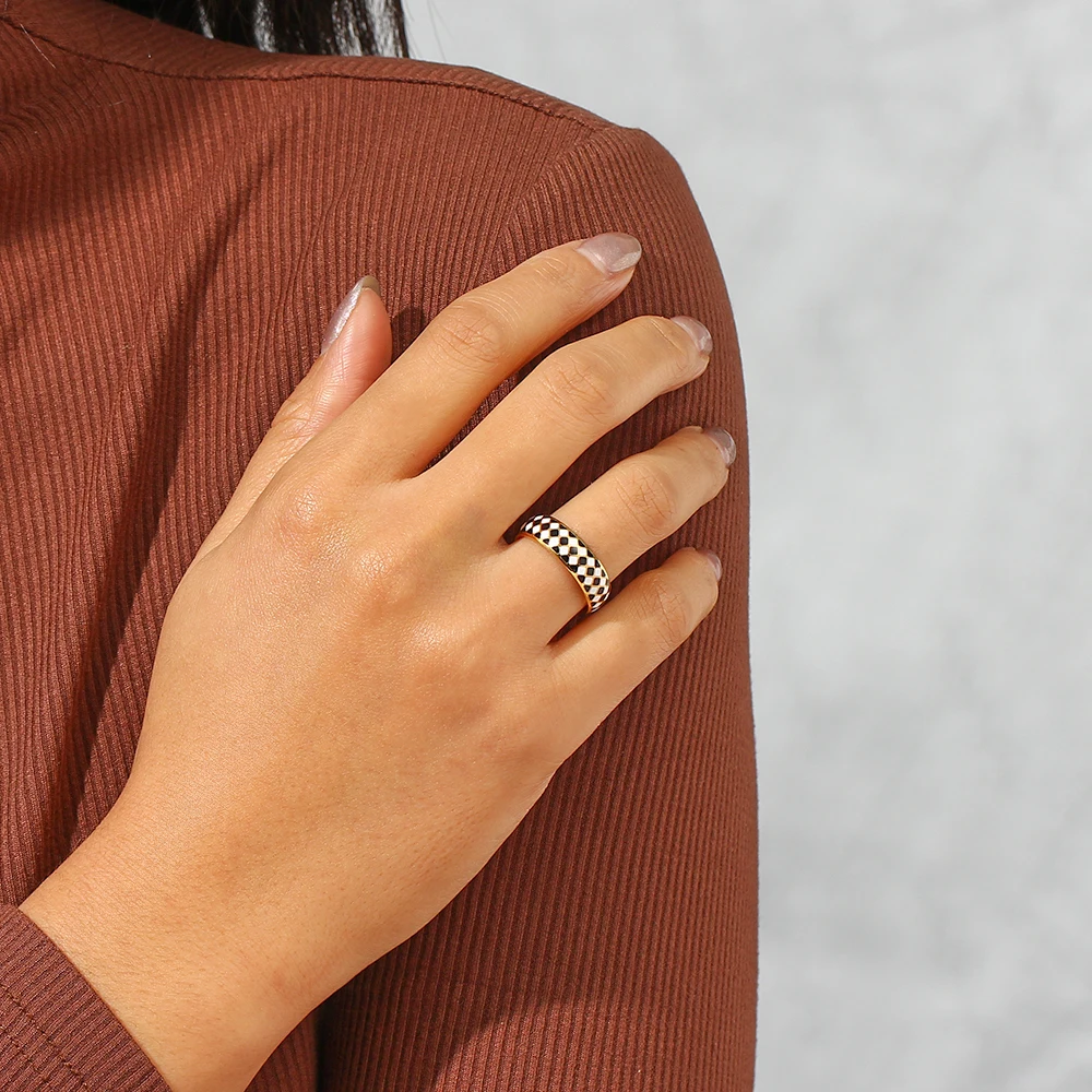 Cleopatra Ring | Durable Hand-Painted Checkered Stainless Steel 2