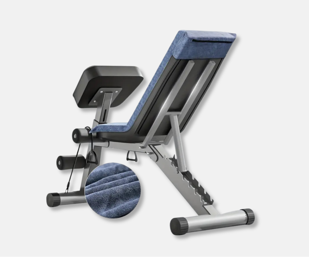 Compact Sports Gym Towel | Ultra Absorbent with Zipper Pocket 1