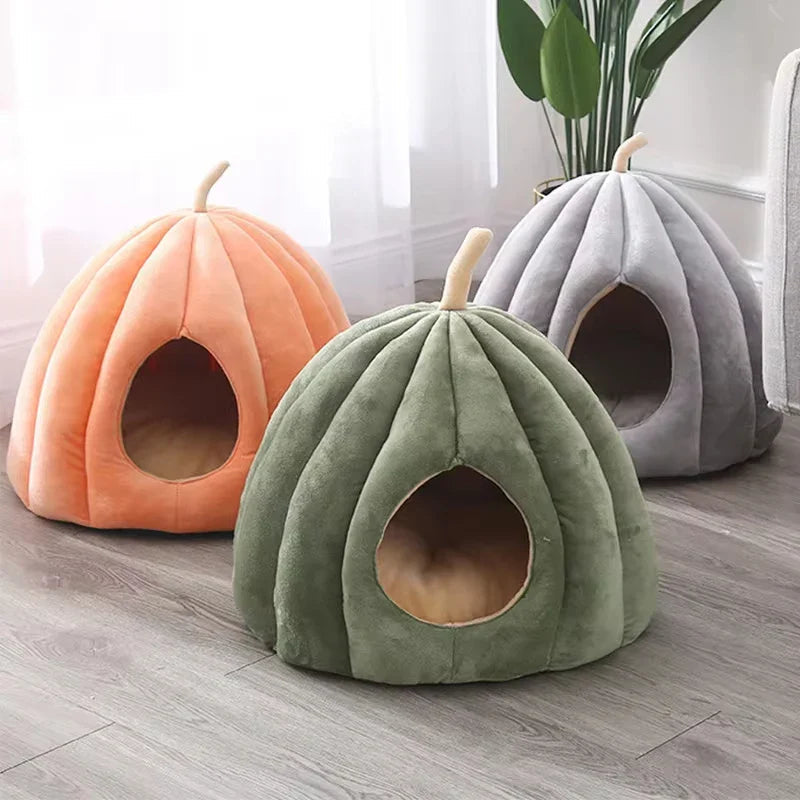 Cozy Pumpkin-Shaped Cat Bed | Warm and Comfortable Retreat for Winter 3