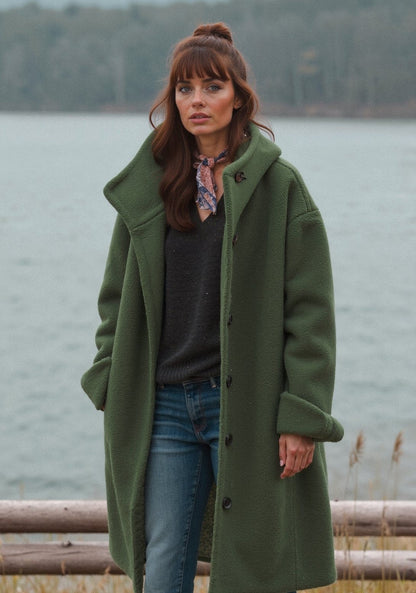 Cozy Women's Hooded Winter Coat - Thick, Stylish Outerwear for Cold Days - Versatile and Comfortable 1