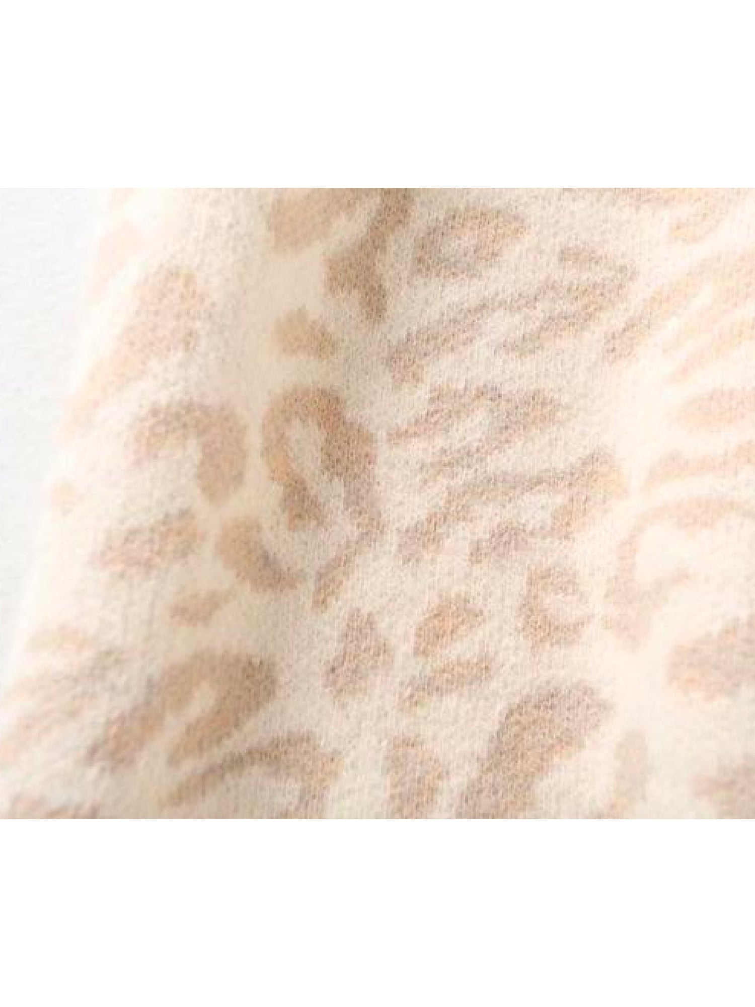 Crewneck Leopard Print Sweater | Relaxed Fit Knitted Design 4