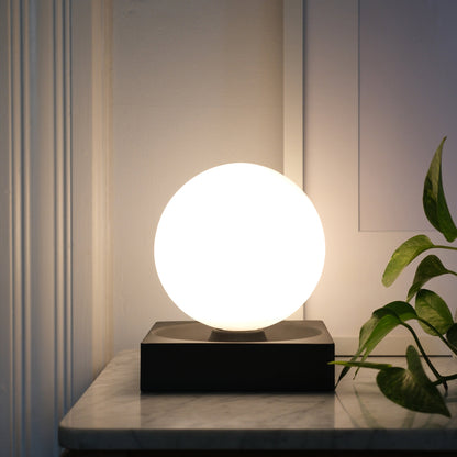 Cubic Table Lamp
