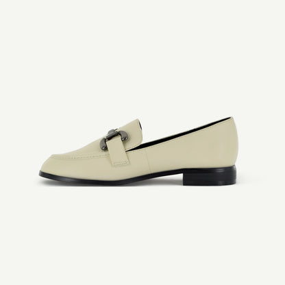 GEORGINA: KLASSISK LOAFER - ECRU