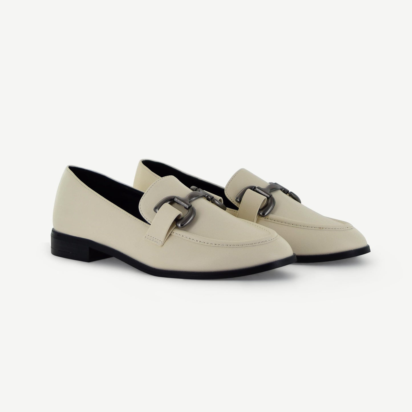 GEORGINA: KLASSISK LOAFER - ECRU