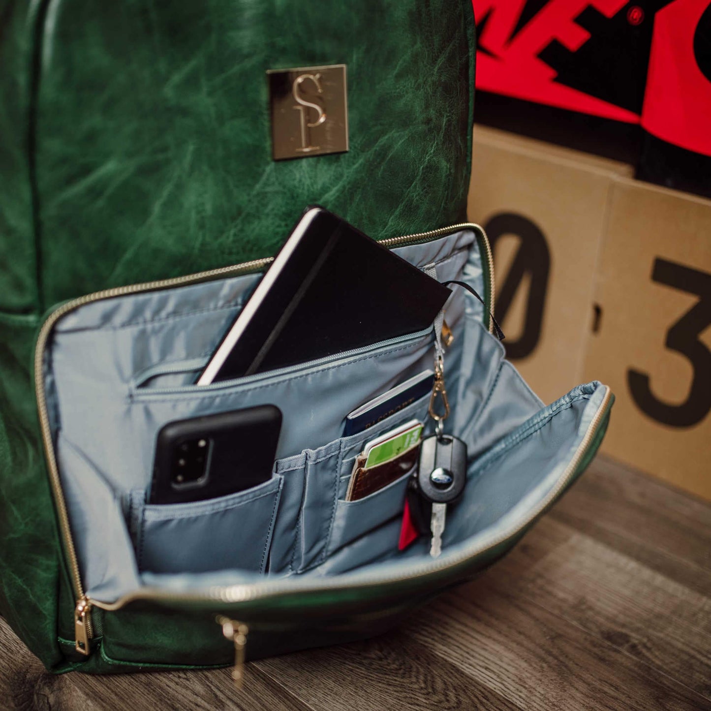 Emerald Green Leather Commuter Bag (XL Design)