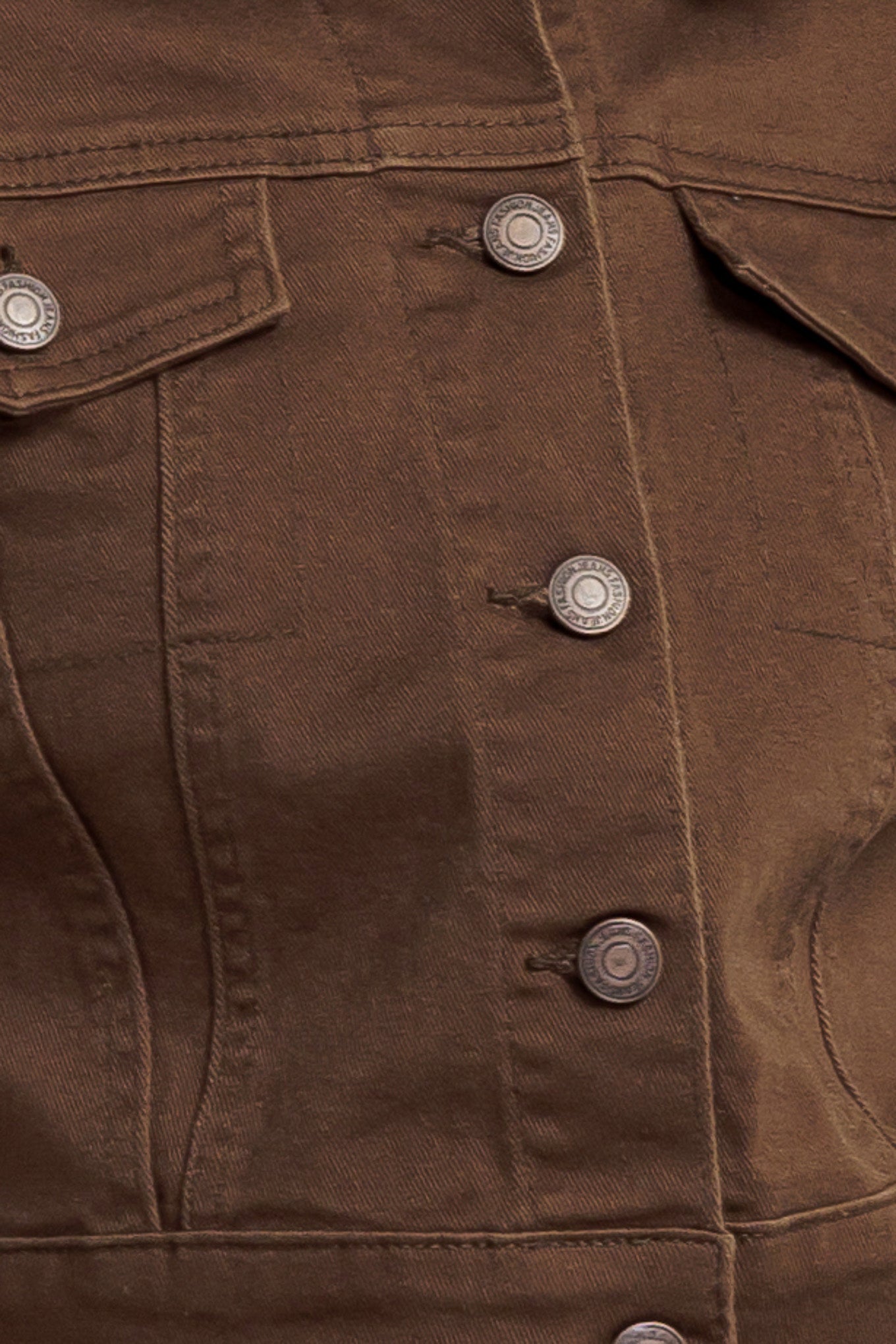 Giacca in twill marrone con bordo senza sforzo