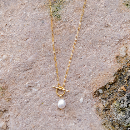 Freshwater Pearl Necklace | Waterproof Gold Chain with Luxurious Design 3