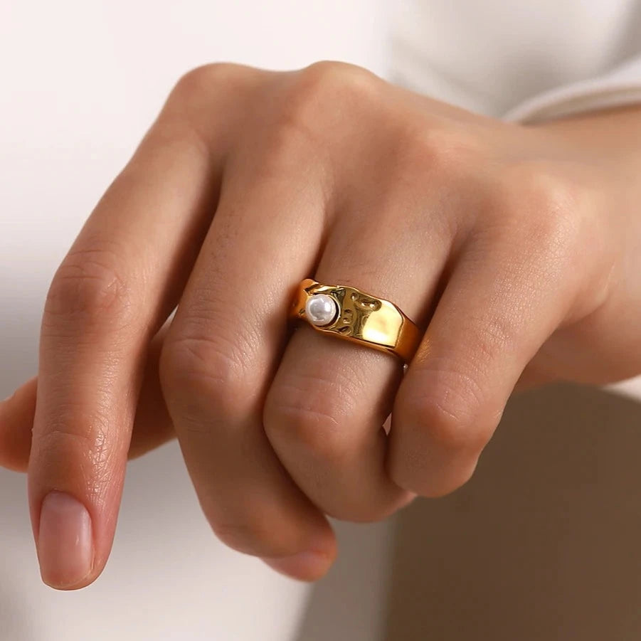 Freshwater Pearl Ring | Hypoallergenic Waterproof Gold Abstract Design 2