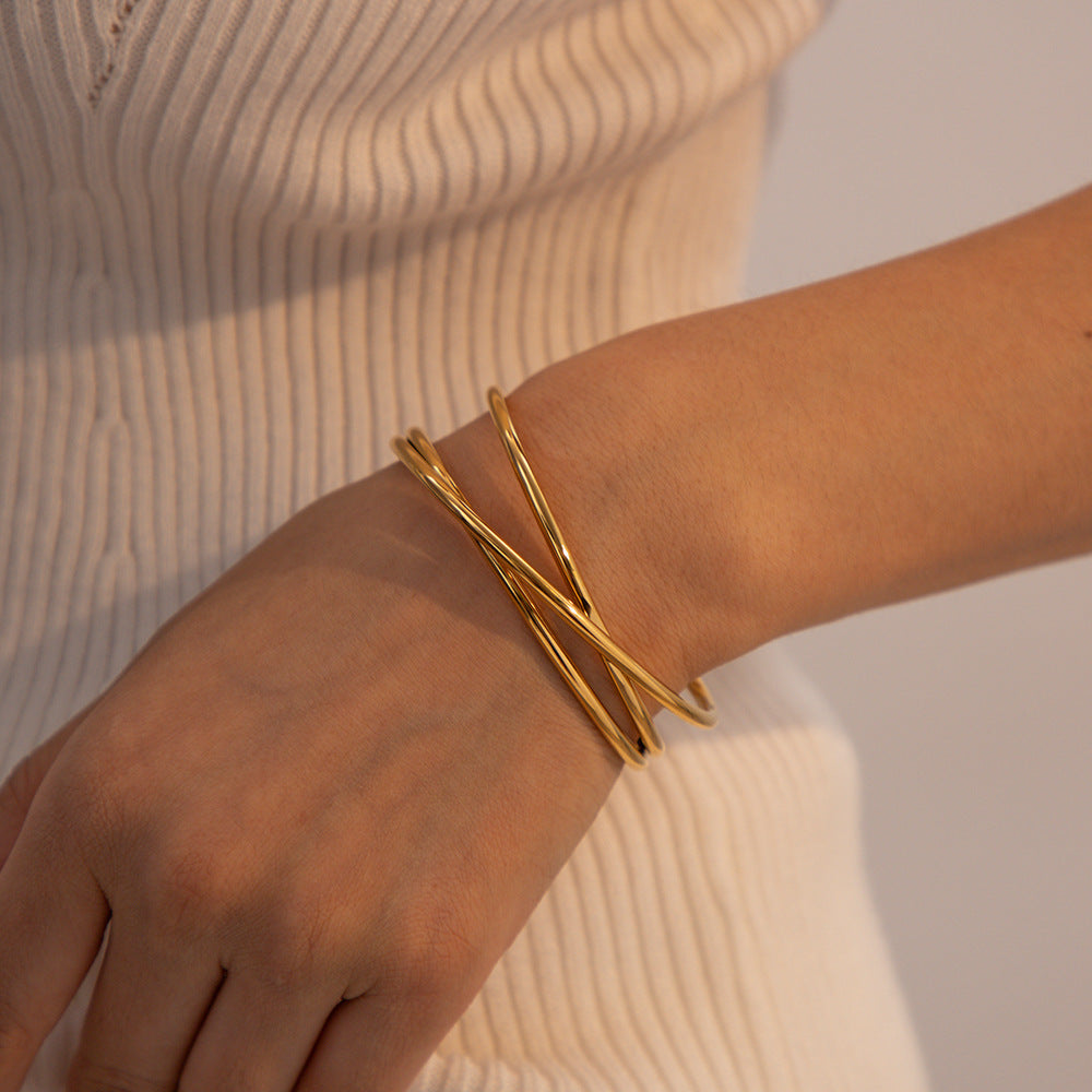 Gold Bracelet | Hypoallergenic Stainless Steel with Elegant Design 5