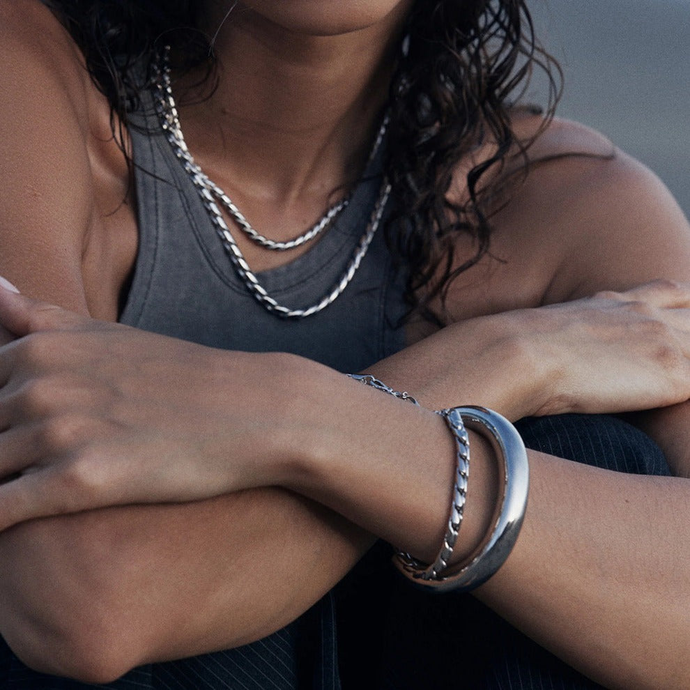 Gold Bracelet | Hypoallergenic Stainless Steel with Waterproof Design 2