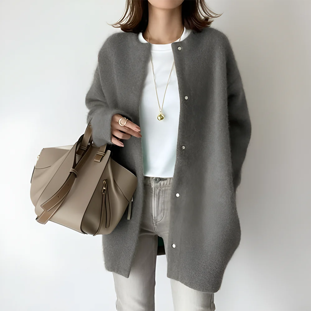 ALICIA | Luxurious Cardigan