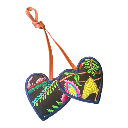 Flora Nero Scarf Double Heart Bag Charm