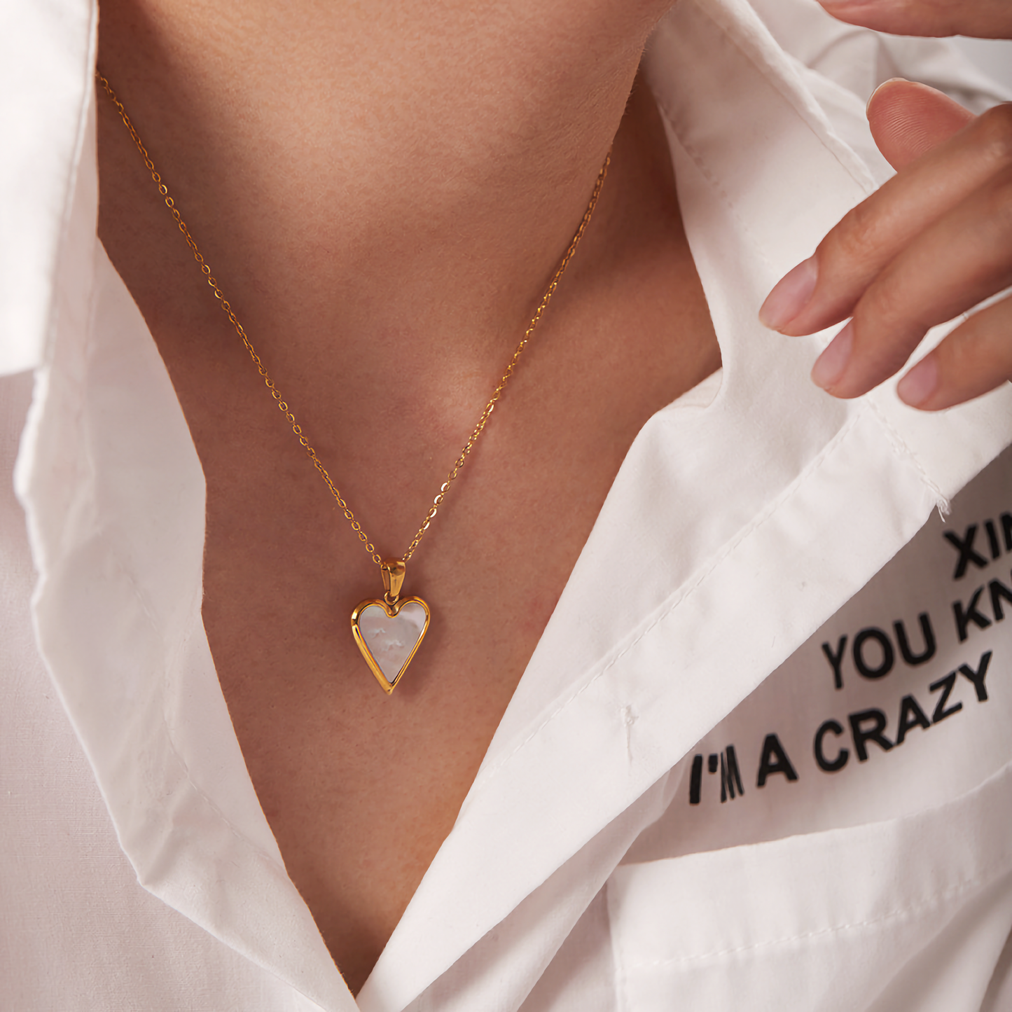 Heart Pendant Necklace | Waterproof Gold Chain with Adjustable Length 1