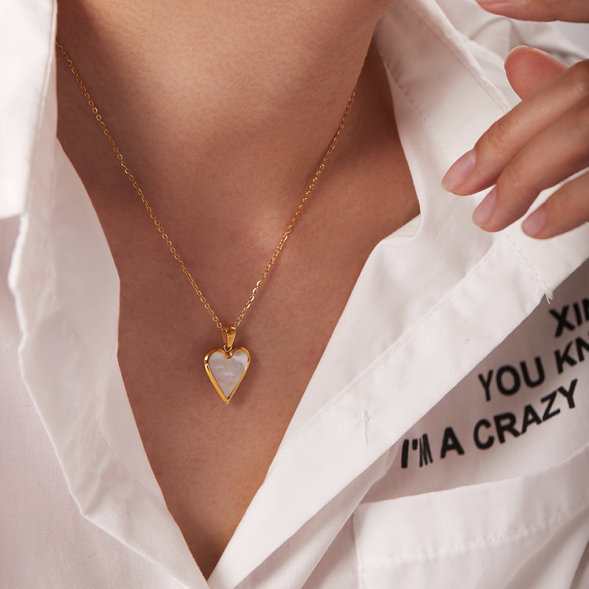 Heart Pendant Necklace | Waterproof Gold Chain with Adjustable Length 1
