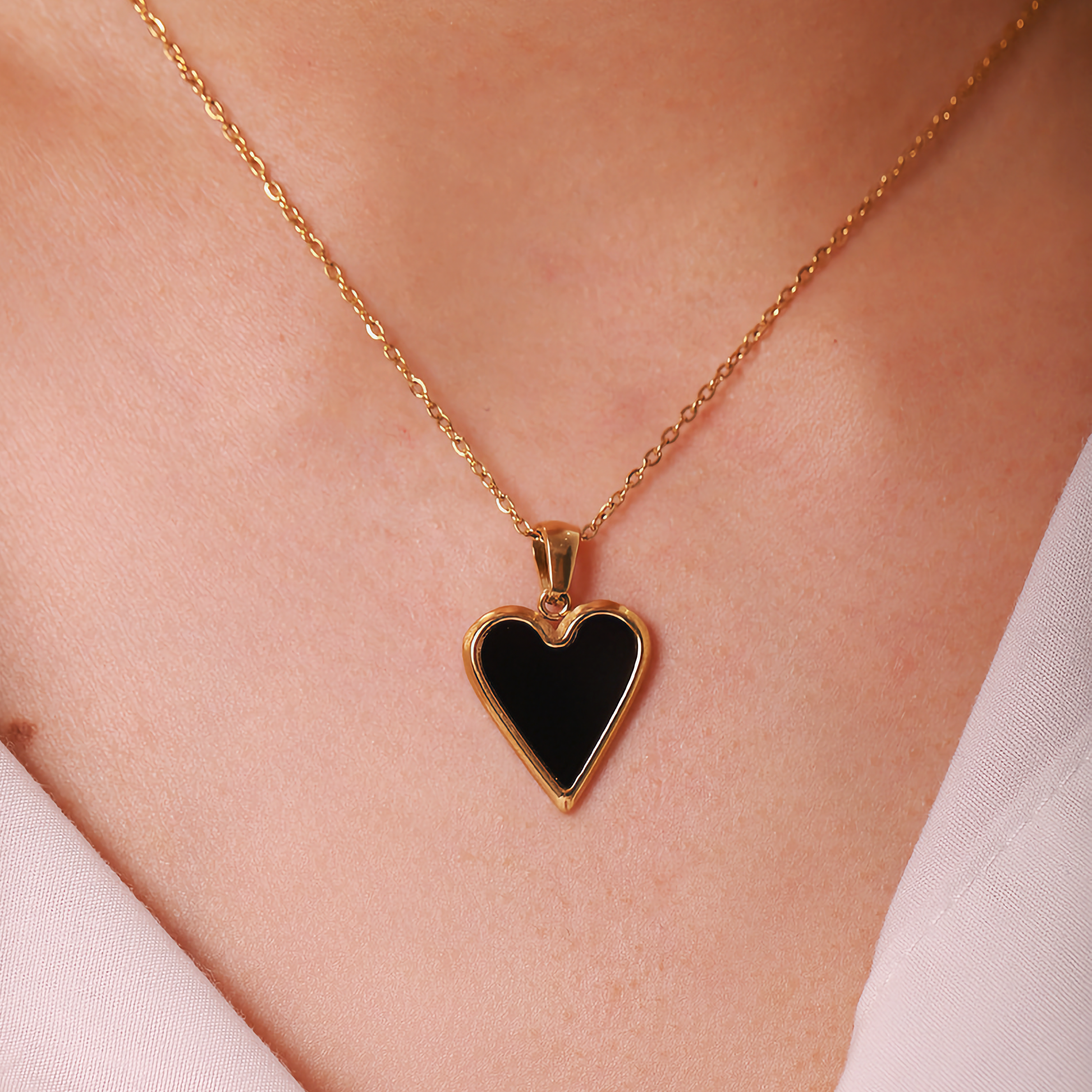 Heart Pendant Necklace | Waterproof Gold Chain with Adjustable Length 5