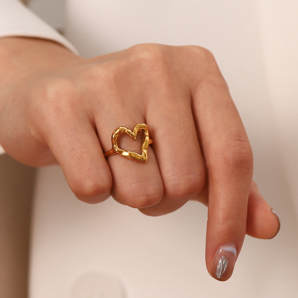 Heart Ring | Lightweight Hypoallergenic Stainless Steel with 18k Gold 1