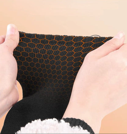 Heated Socks for Men and Women | Rechargeable Comfort with Up to 10 Hours of Warmth 3