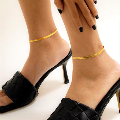 Herringbone Anklet | 18k Gold-Plated Stainless Steel with Elegant Design 3