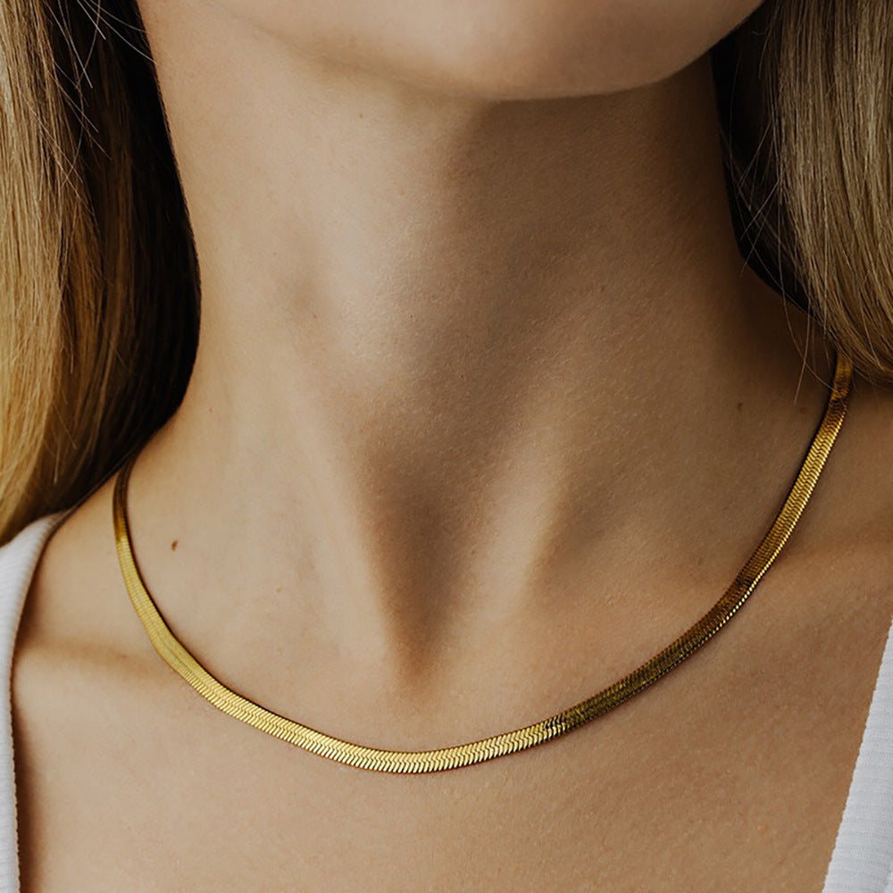 Herringbone Necklace | Elegant 18k Gold Plated Stainless Steel 1