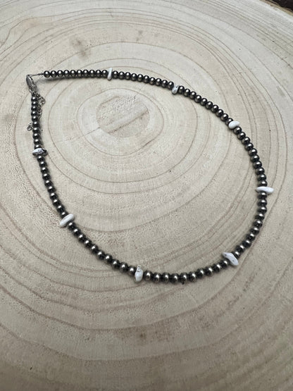 4mm Biały Bawoli i Srebrny Perłowy Naszyjnik Choker - 14 cali
