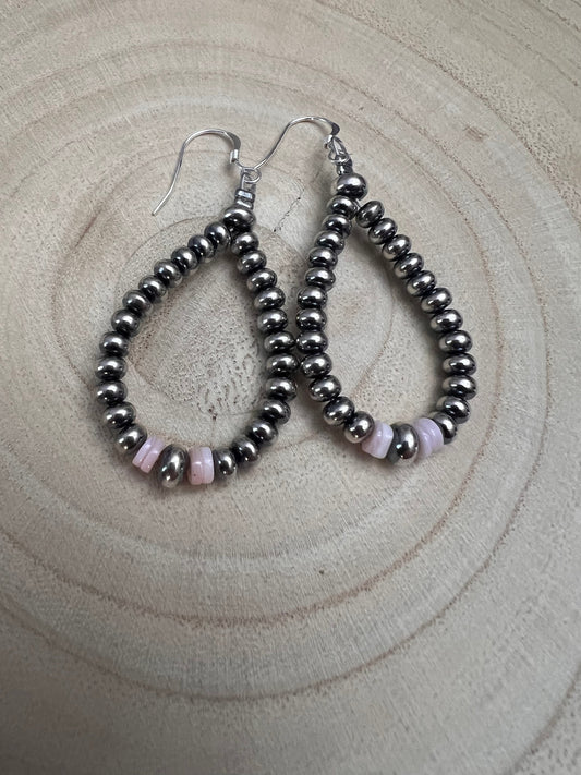 Plus petits boucles d'oreilles en perles d'argent Sterling SAUCER, goutte et conque rose