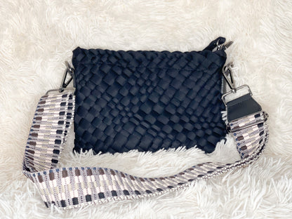 Bella vävd neopren crossbody - svart