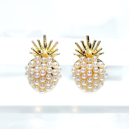 Orecchini a perno con ananas di perla