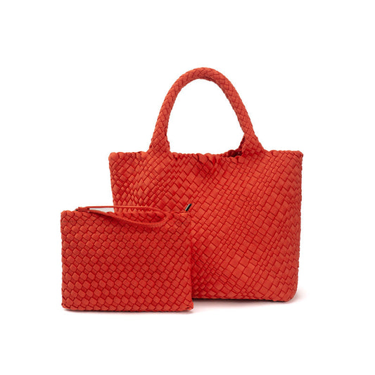 The Charli | Stor Vävd Neoprenväska med Handledsrem | Scarlet