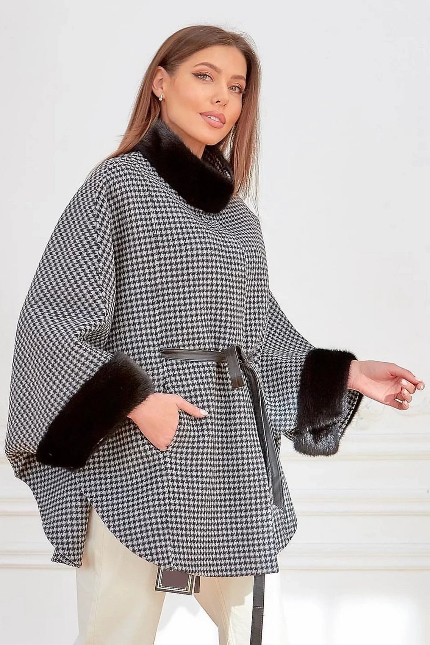 Genuine Scandinavian Mink Fur Virgin Wool Poncho