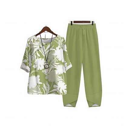 Katarina Printed Blouse and Pants Set | Effortless Chic with Comfortable Fit 3