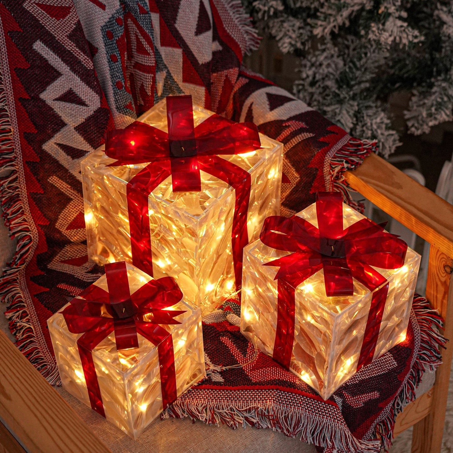 LED Gift Box Set | 3-Piece Christmas Decoration with Warm Glow 0